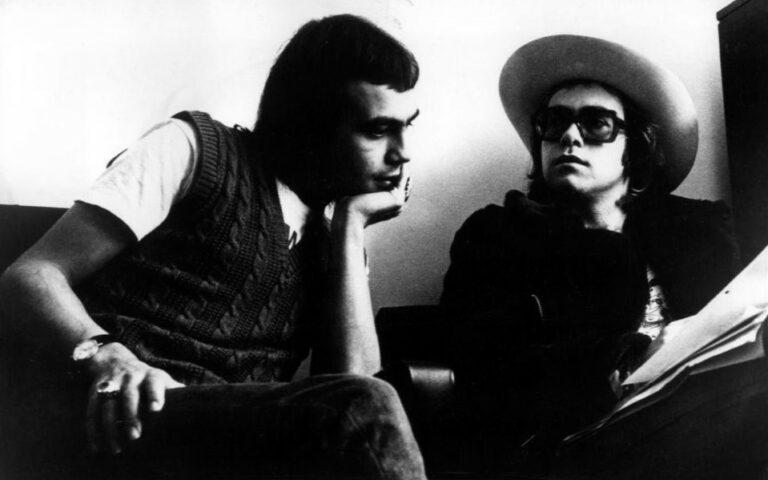 Taupin-Bernie-Elton_John_Bernie_Taupin_1971
